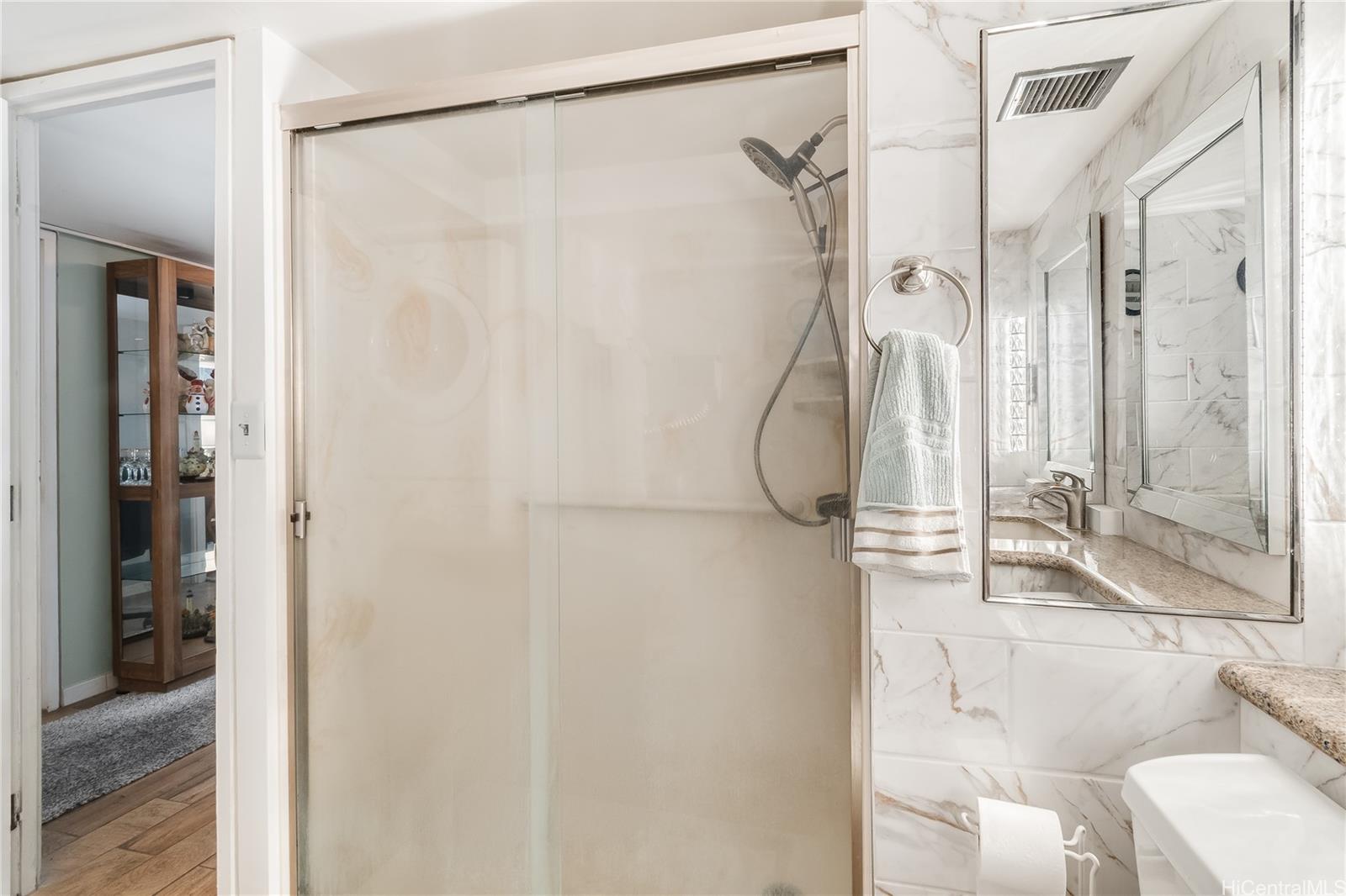 Parkview condo # 6B, Honolulu, Hawaii - photo 2 of 20