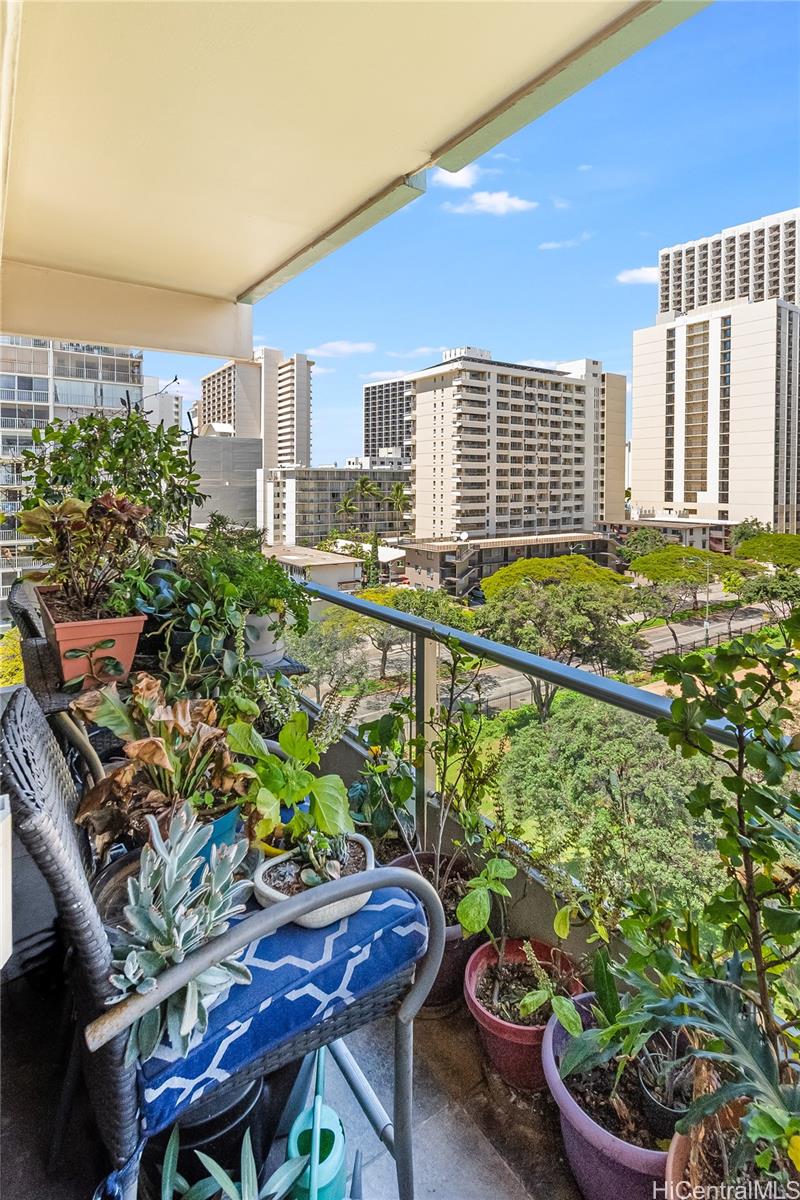 Parkview condo # 6B, Honolulu, Hawaii - photo 15 of 20