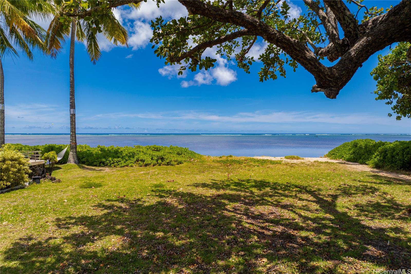 240  Paiko Drive Paiko Lagoon, Diamond Head home - photo 4 of 14