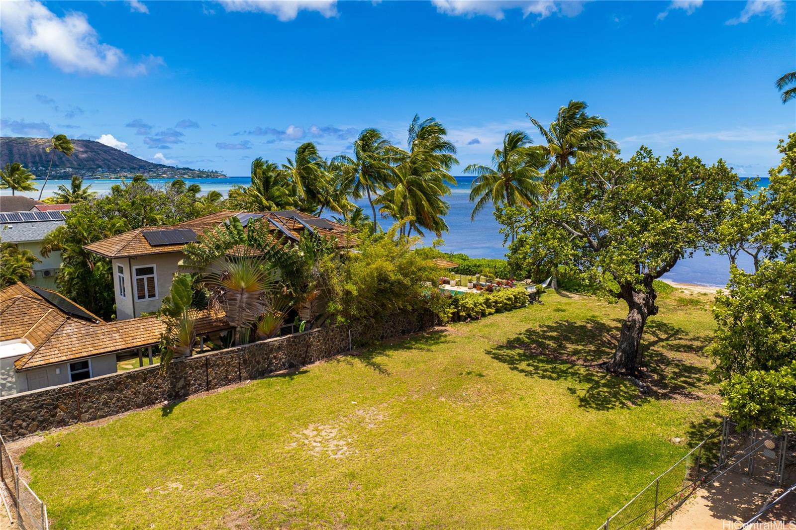 240  Paiko Drive Paiko Lagoon, Diamond Head home - photo 5 of 14