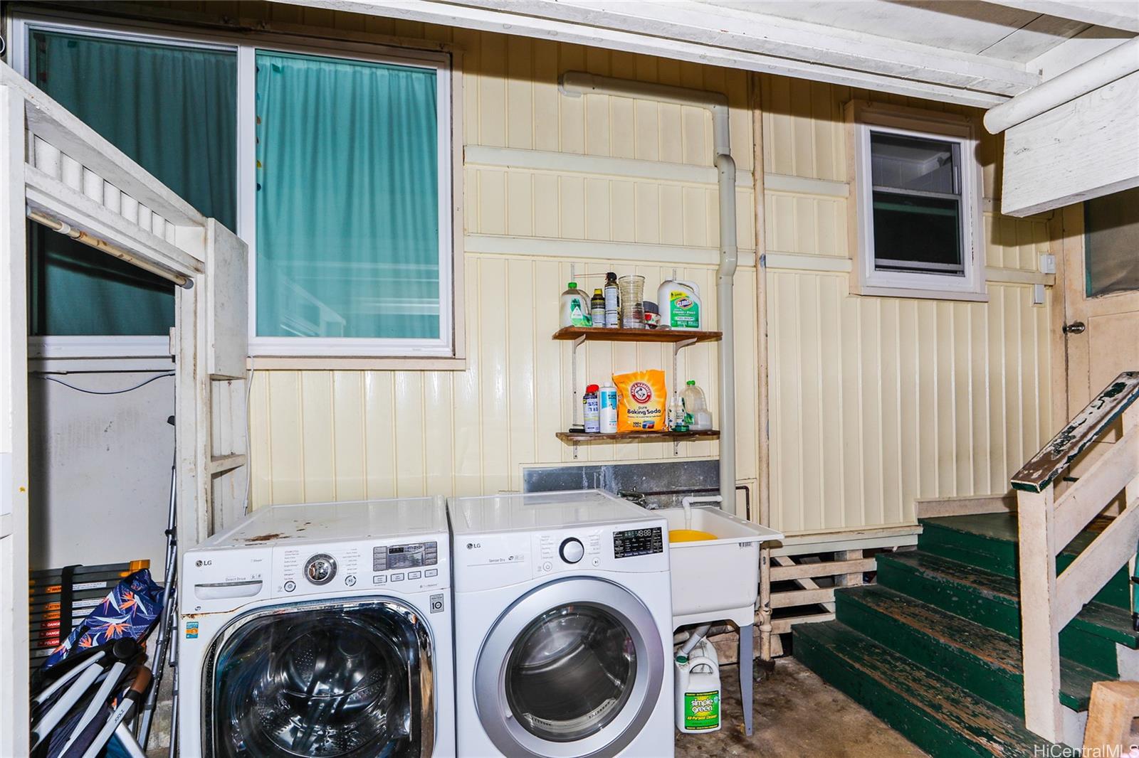 2404 Orchid St Honolulu - Rental - photo 15 of 25