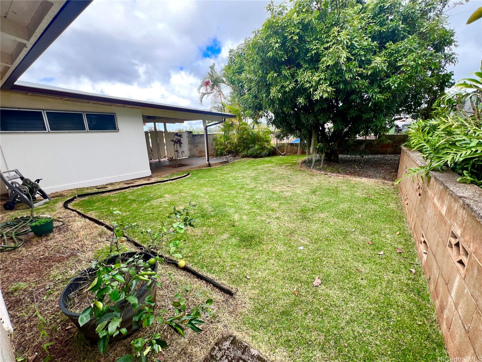 2407 Komo Mai Drive Pearl City - Rental - photo 23 of 25