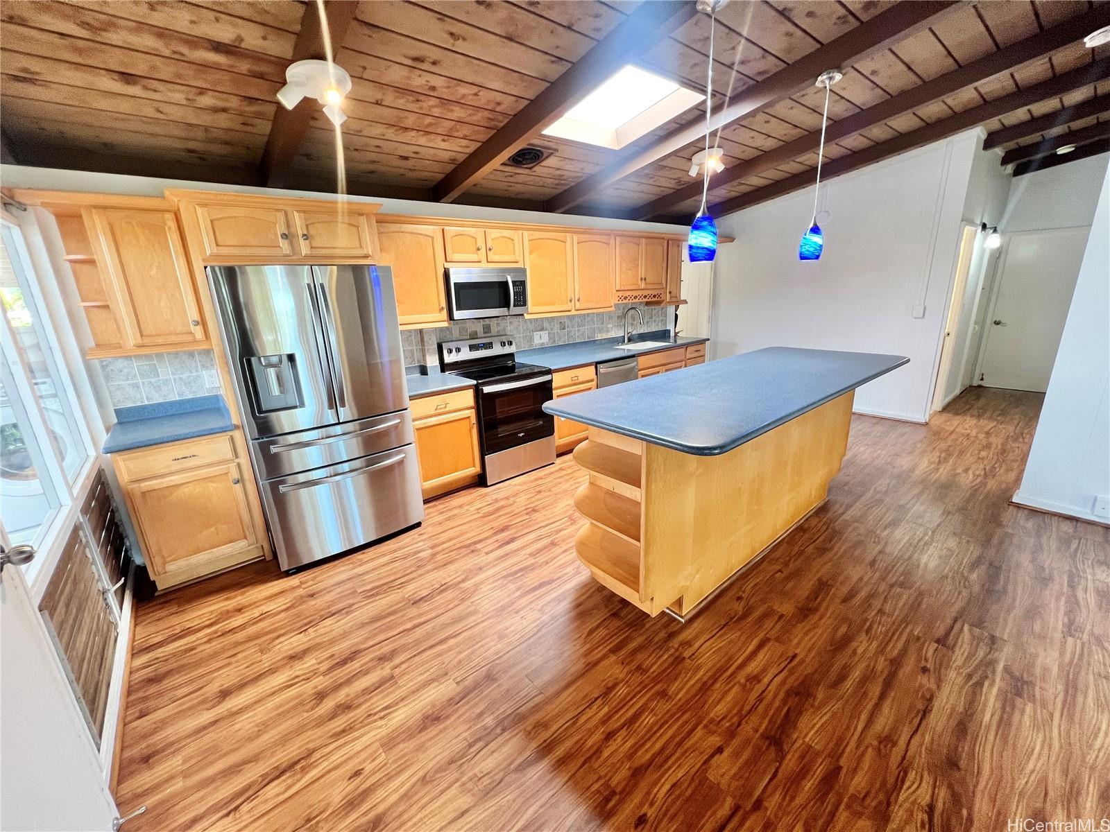 2407 Komo Mai Dr PEARL CITY - Rental - photo 5 of 25