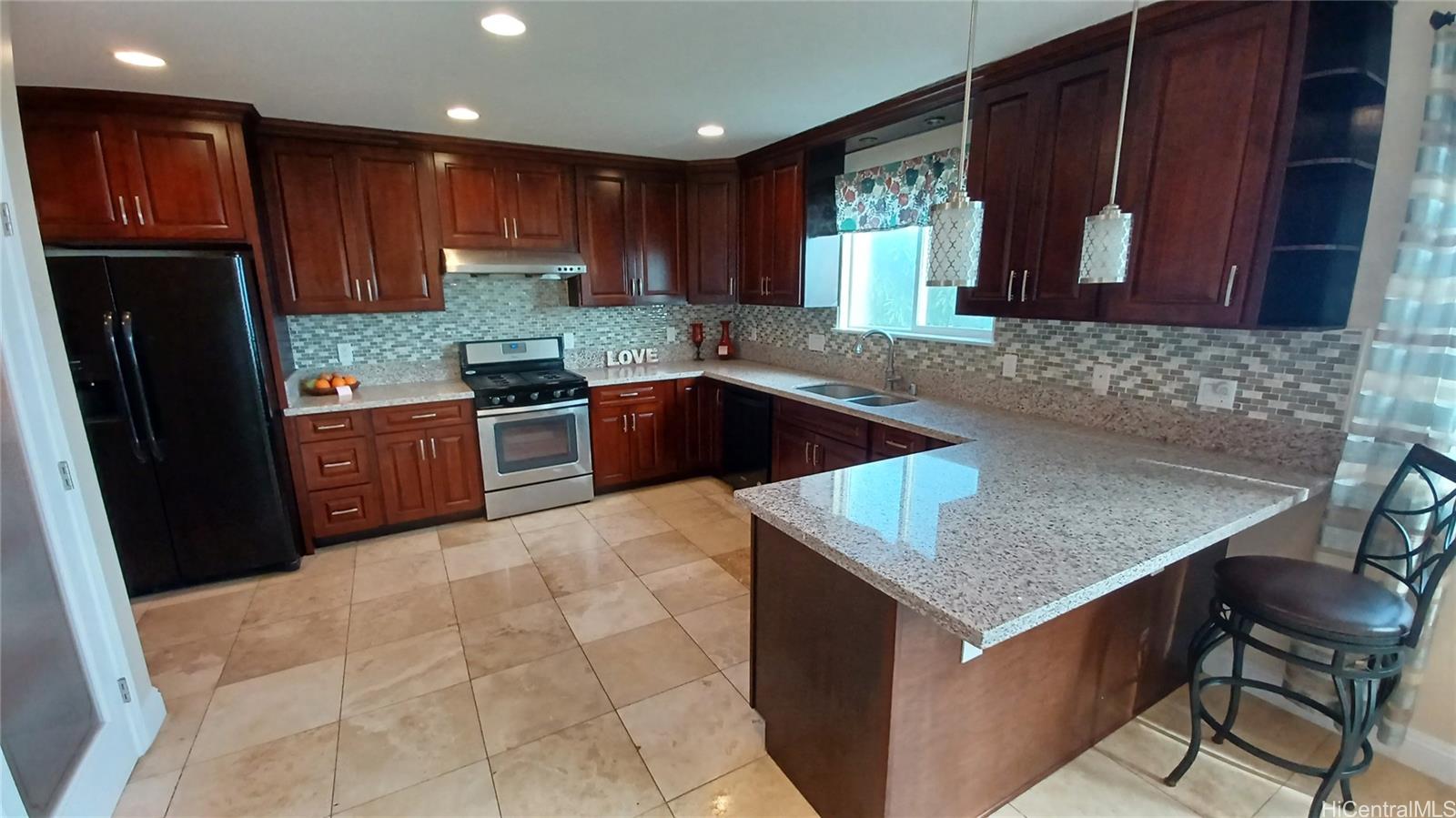 2407  St Louis Drive St. Louis, Diamond Head home - photo 11 of 25