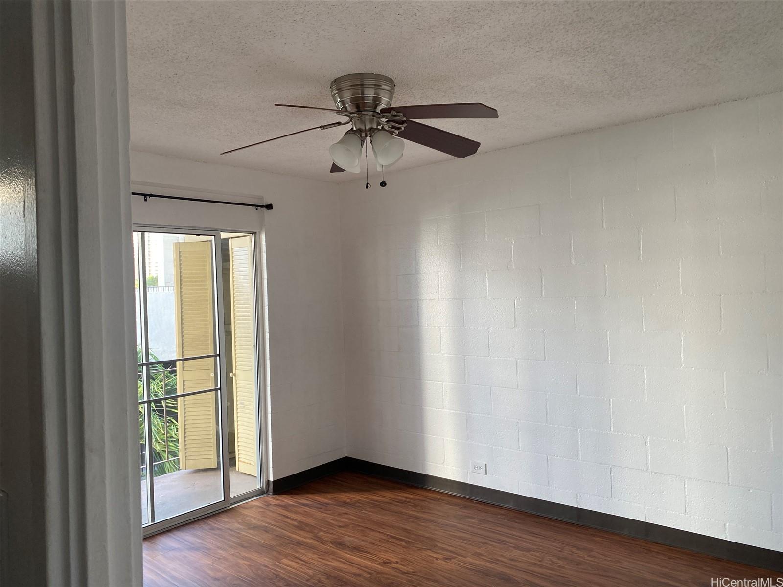 2407 Tusitala St Honolulu - Rental - photo 5 of 8