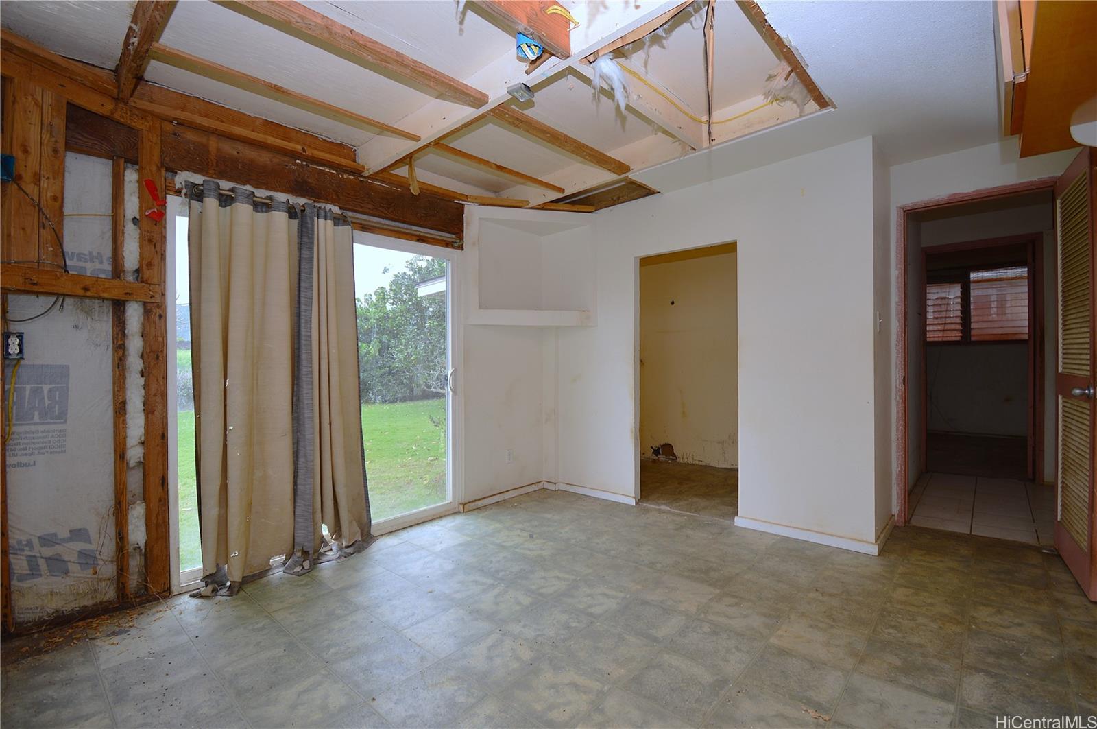 241  Kihapai St Coconut Grove, Kailua home - photo 16 of 23