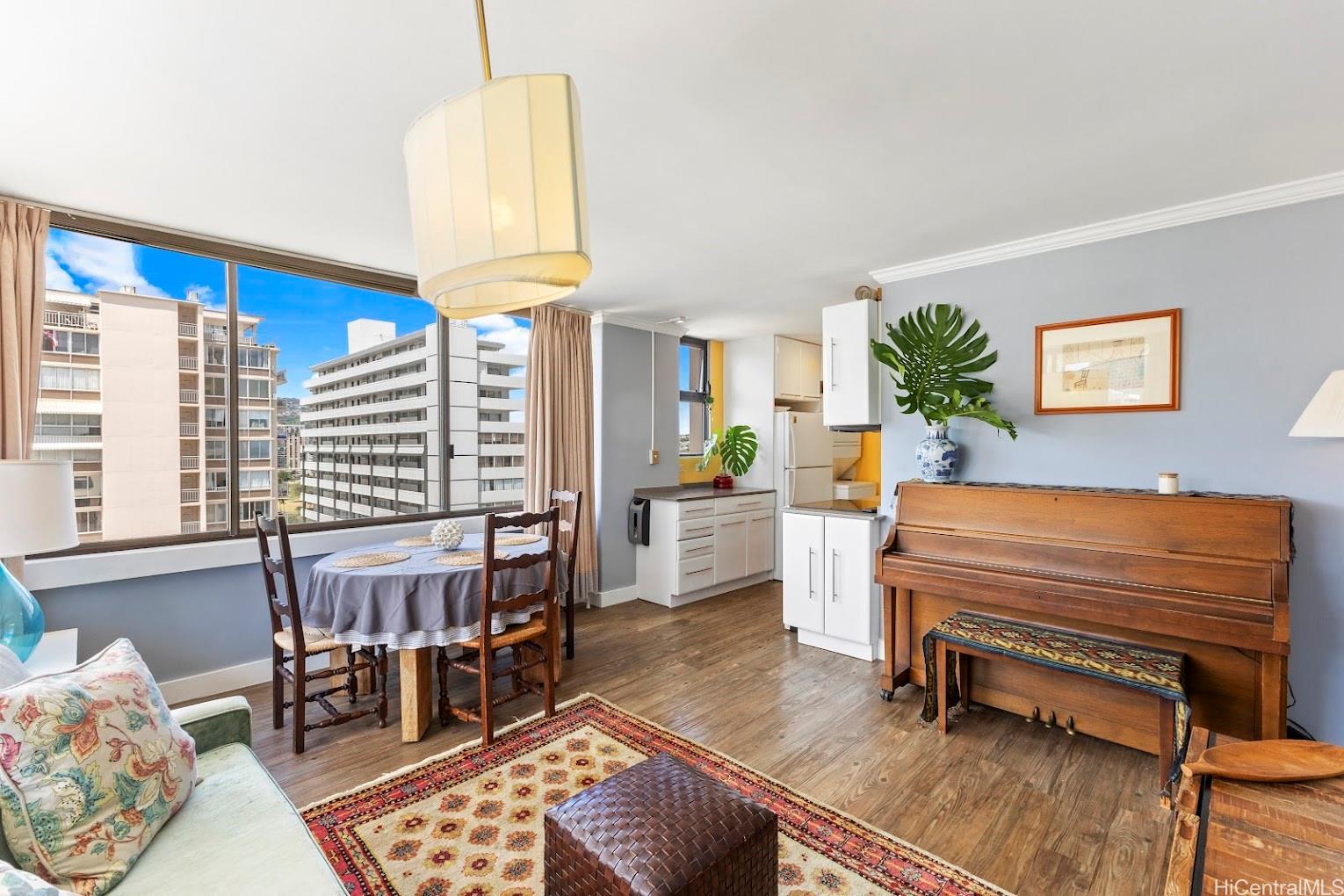 Waikiki Skytower condo # 1801, Honolulu, Hawaii - photo 6 of 22