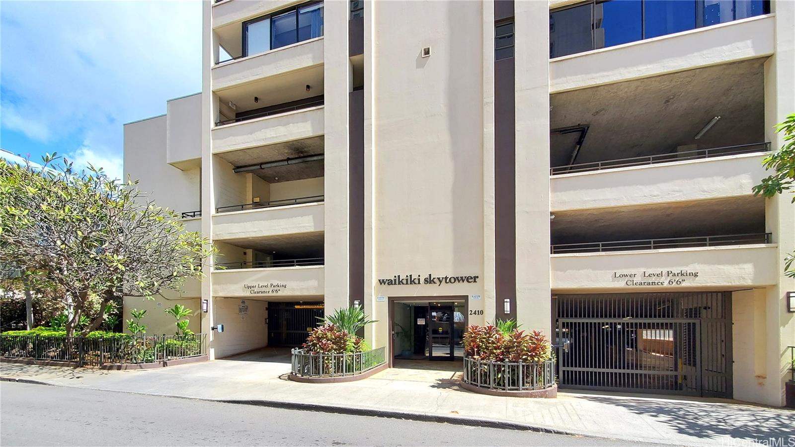 Waikiki Skytower condo # 2202, Honolulu, Hawaii - photo 6 of 7