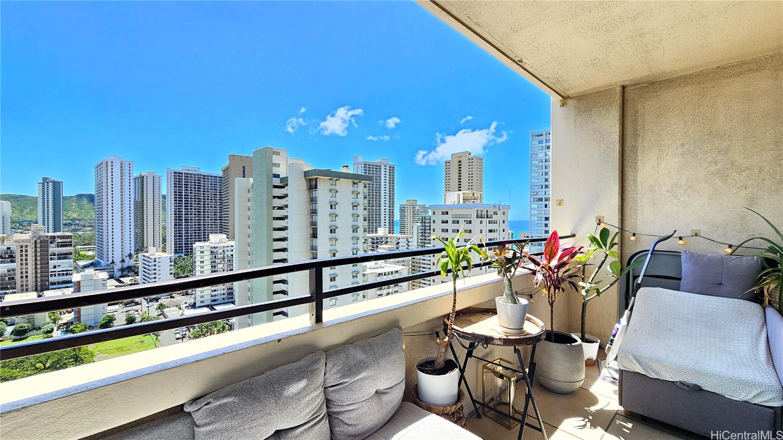 Waikiki Skytower condo # 2202, Honolulu, Hawaii - photo 9 of 18