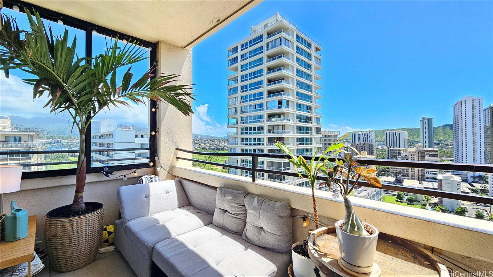 Waikiki Skytower condo # 2202, Honolulu, Hawaii - photo 10 of 18