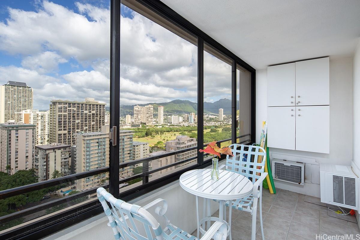 Waikiki Skytower condo # 2404, Honolulu, Hawaii - photo 4 of 16