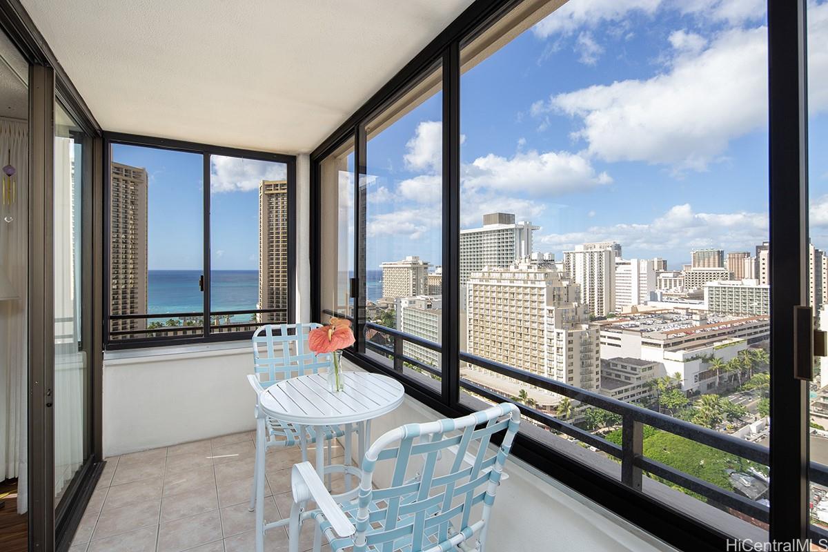 Waikiki Skytower condo # 2404, Honolulu, Hawaii - photo 5 of 16