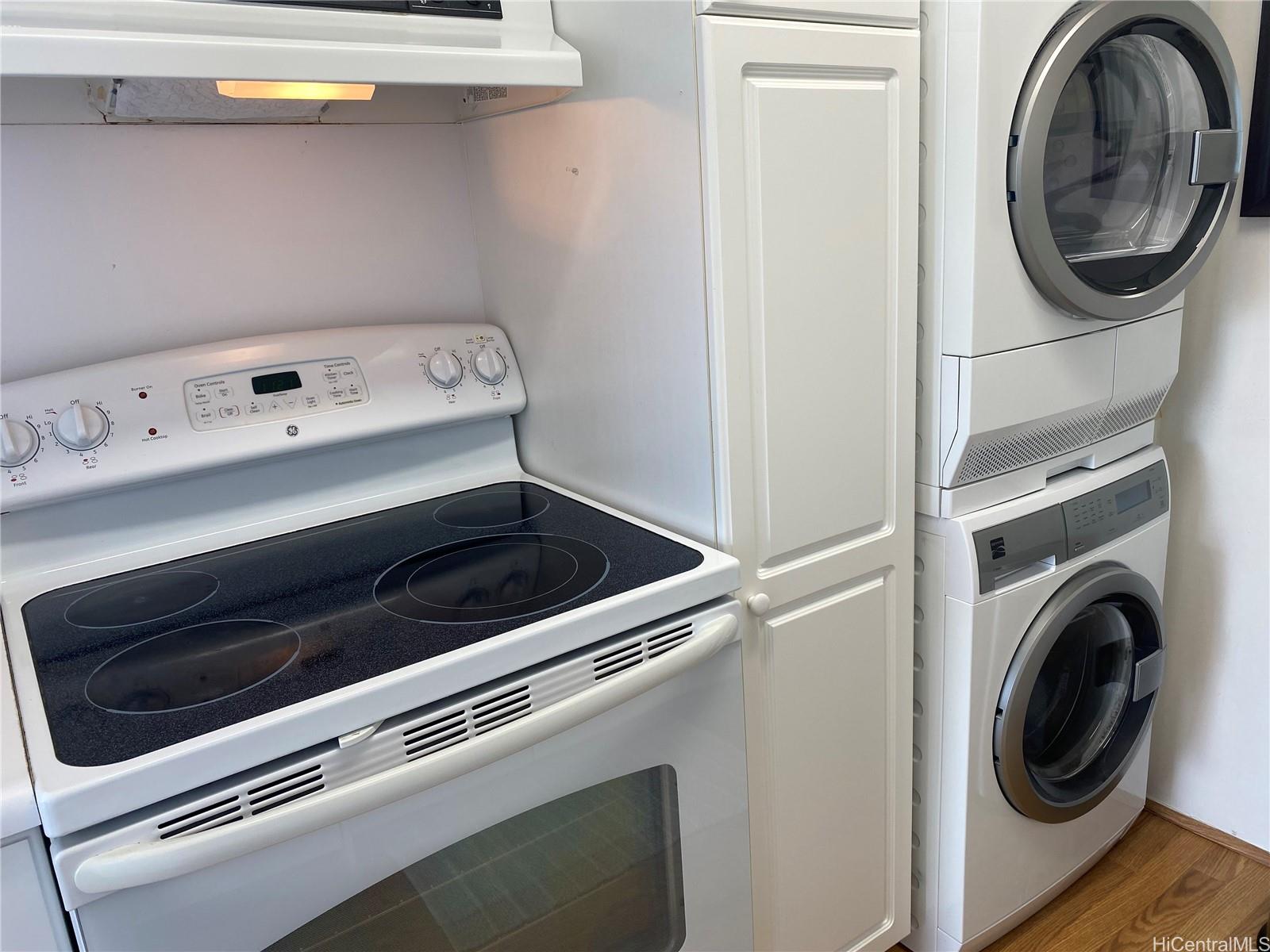 2410 Cleghorn St Honolulu - Rental - photo 18 of 24