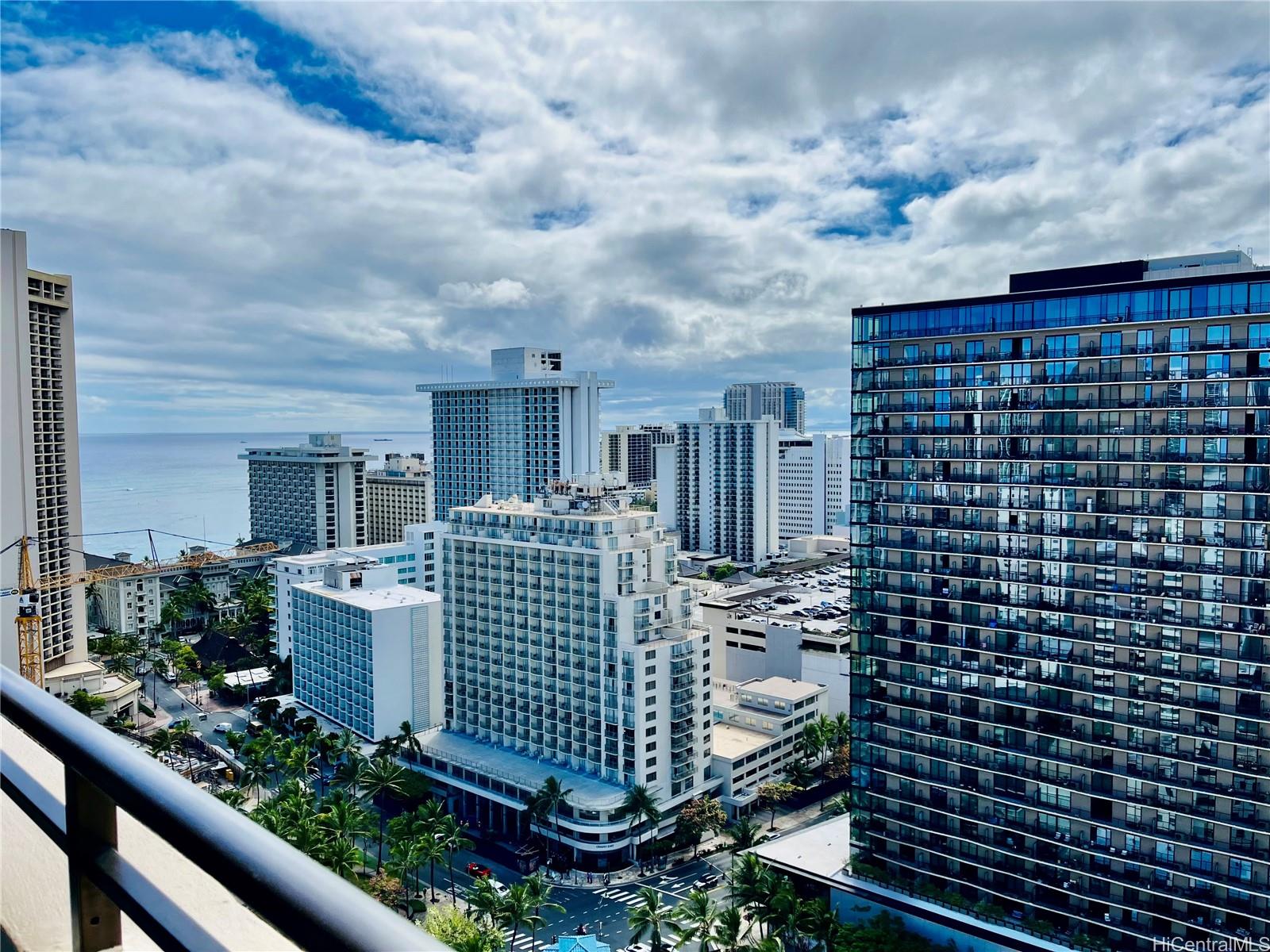 2410 Cleghorn St Honolulu - Rental - photo 3 of 24