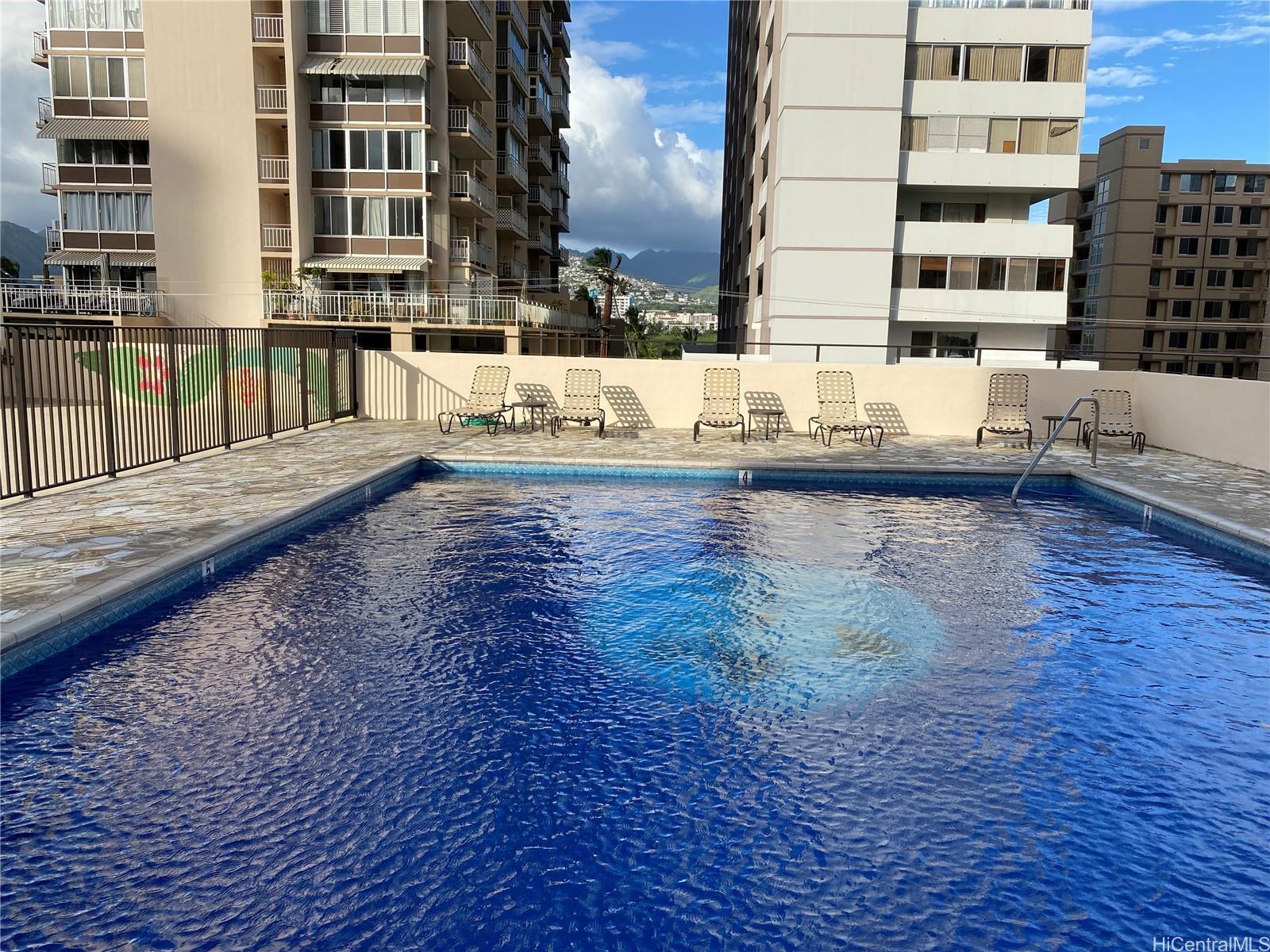 2410 Cleghorn St Honolulu - Rental - photo 21 of 24