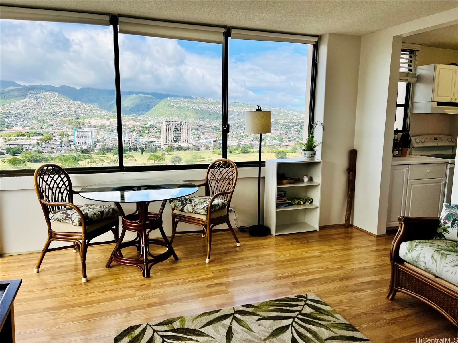 2410 Cleghorn St Honolulu - Rental - photo 6 of 24