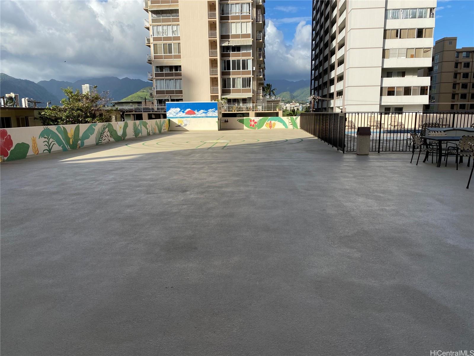 2410 Cleghorn St Honolulu - Rental - photo 23 of 24