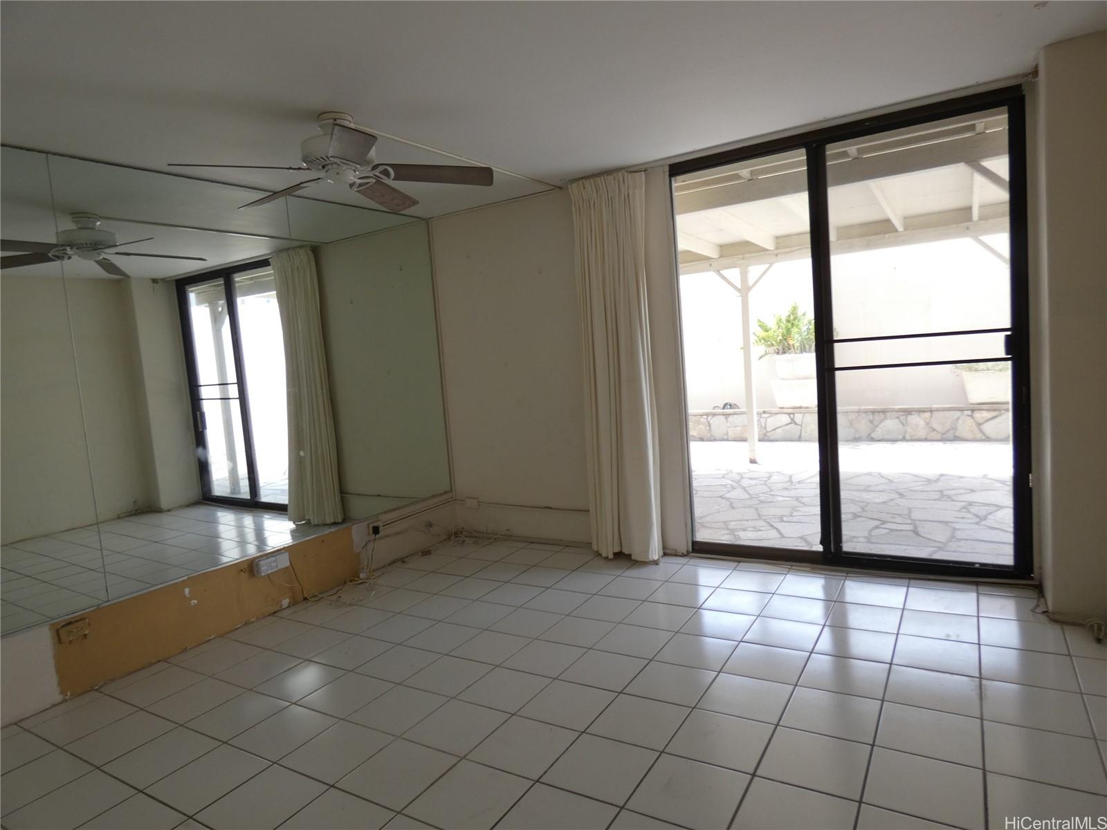 Waikiki Skytower condo # 502, Honolulu, Hawaii - photo 12 of 19