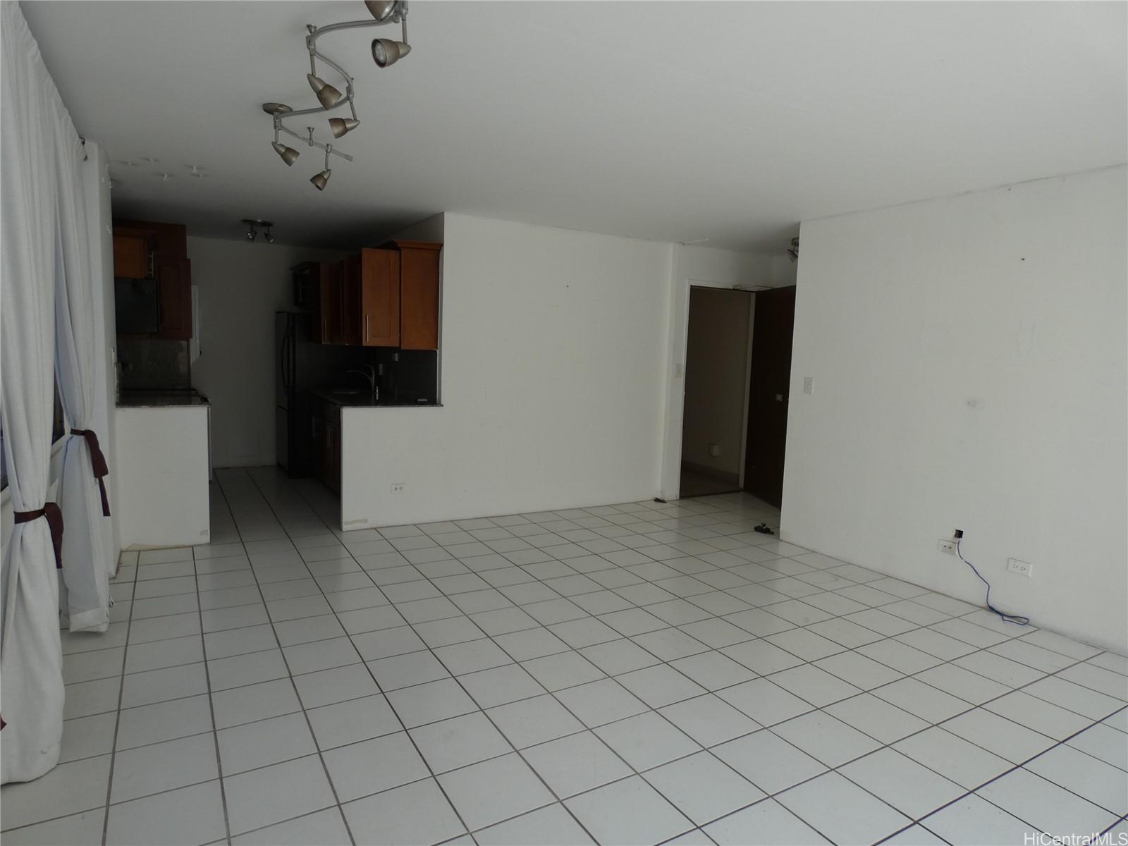 Waikiki Skytower condo # 502, Honolulu, Hawaii - photo 16 of 19