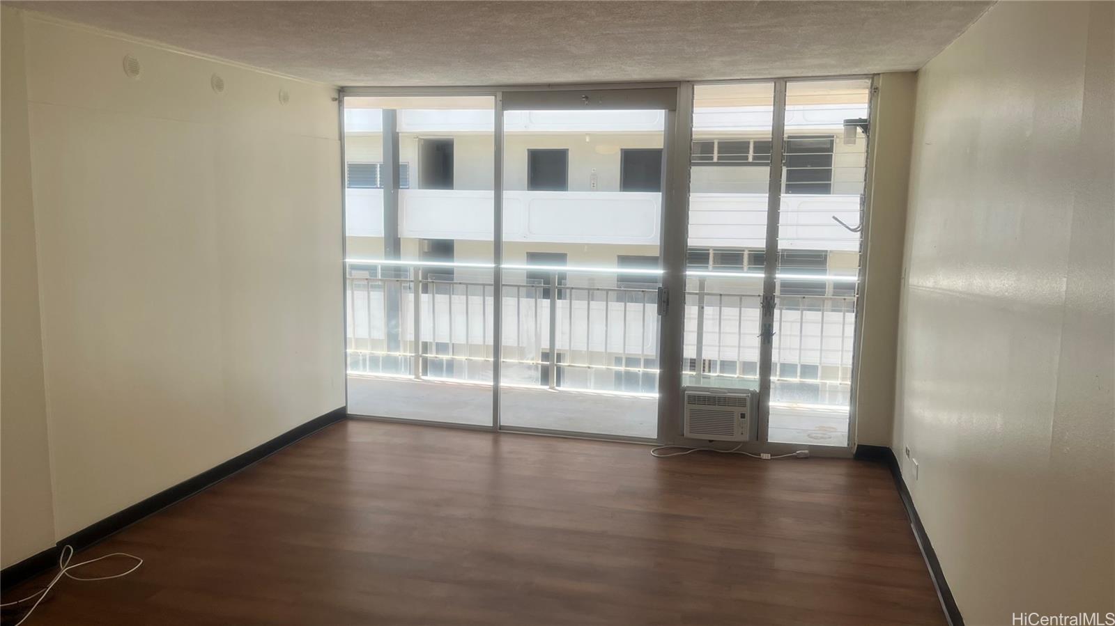 Waikiki Skyliner condo # 1204, Honolulu, Hawaii - photo 12 of 20