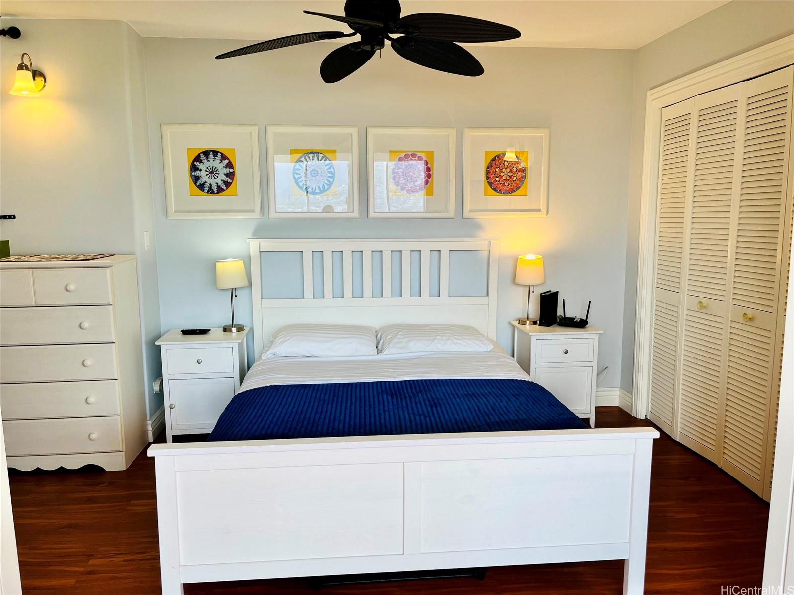 2415 Ala Wai Blvd Honolulu - Rental - photo 3 of 14