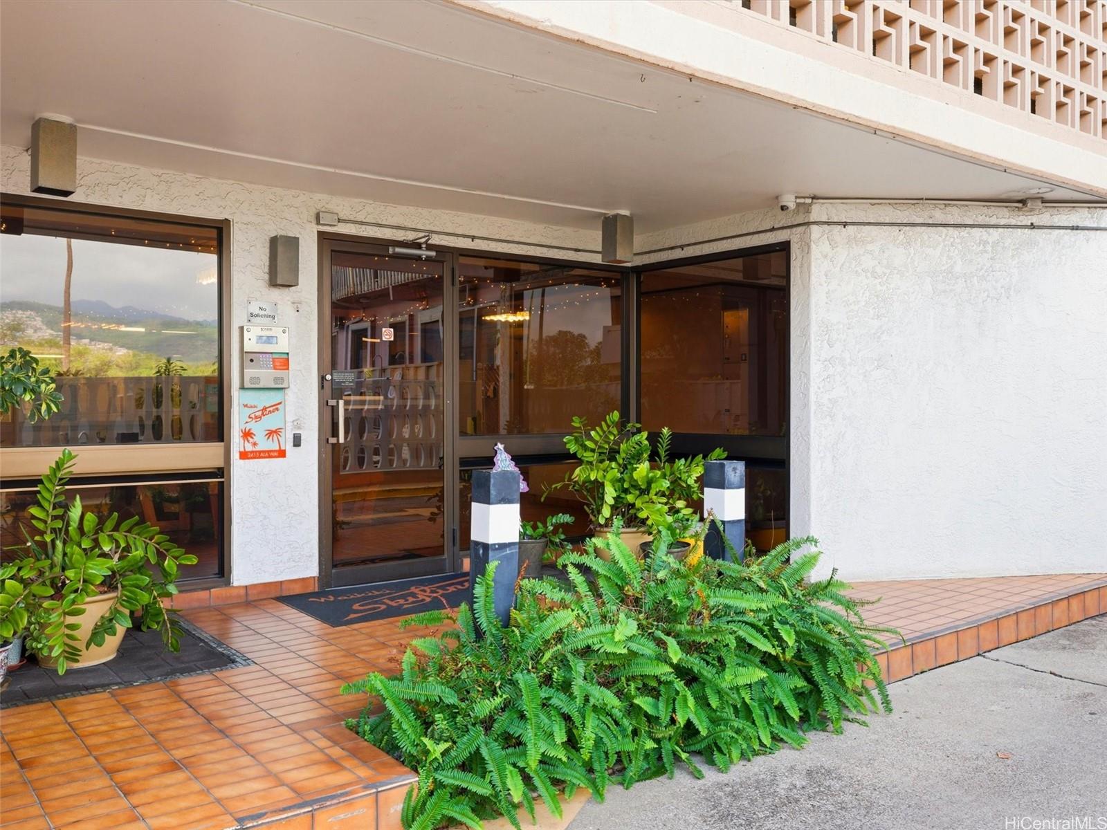 Waikiki Skyliner condo # 801, Honolulu, Hawaii - photo 17 of 18