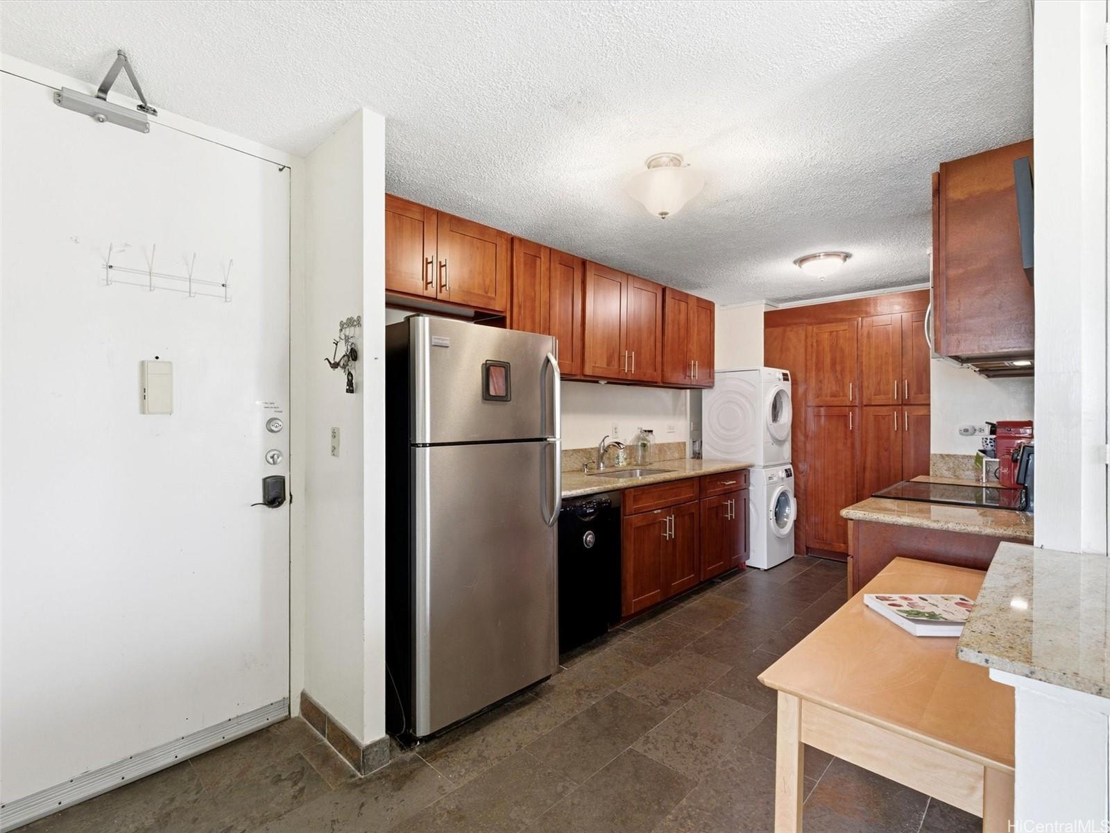 Waikiki Skyliner condo # 801, Honolulu, Hawaii - photo 9 of 18