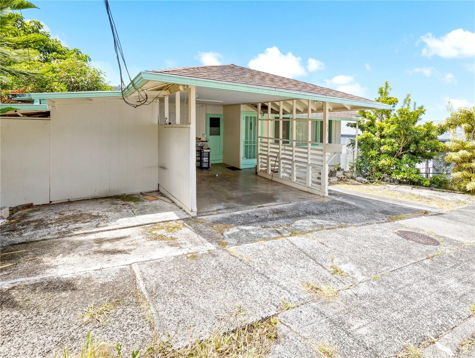 2417  Naai Street Kalihi-upper, Honolulu home - photo 3 of 20