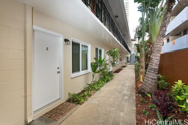 242 Kaiulani Ave Honolulu - Rental - photo 11 of 19