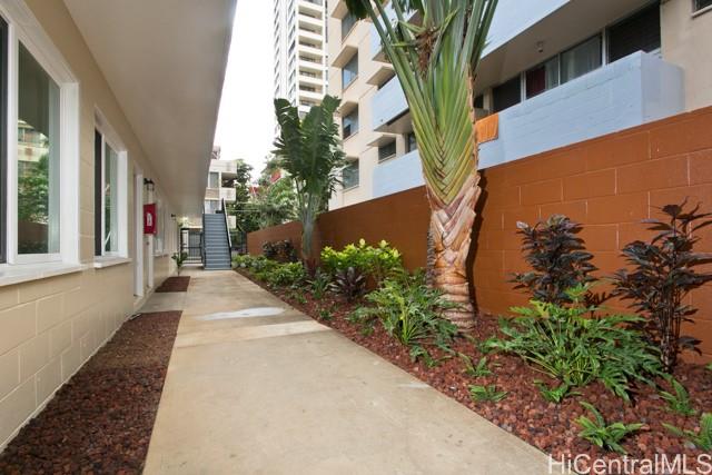 242 Kaiulani Ave Honolulu - Rental - photo 12 of 19