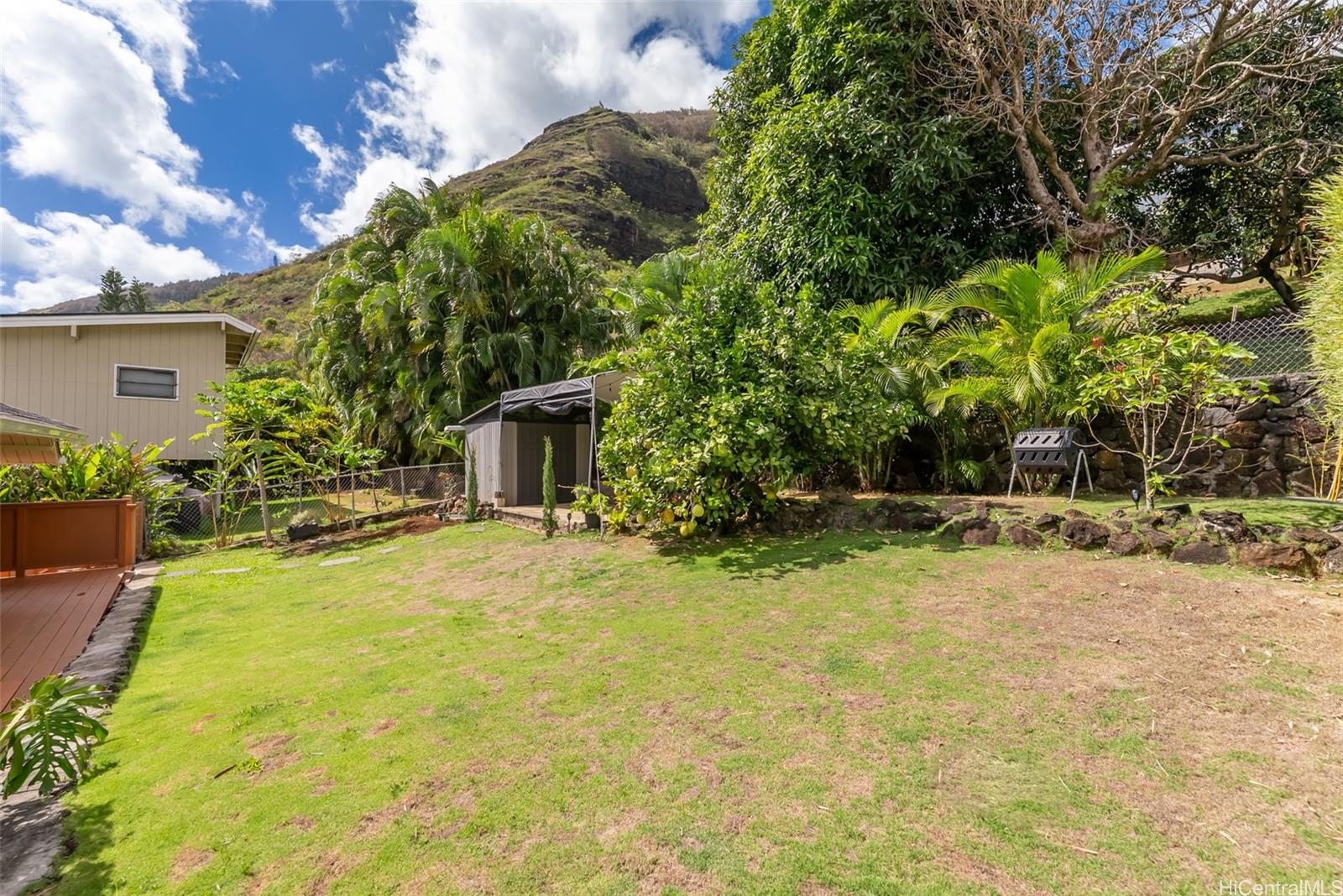 2420  Gardenia Street Palolo, Diamond Head home - photo 19 of 25