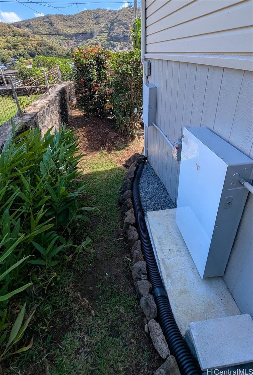 2420  Gardenia Street Palolo, Diamond Head home - photo 21 of 25