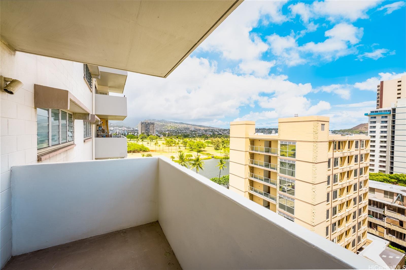 2421 Ala Wai Blvd Honolulu - Rental - photo 16 of 22