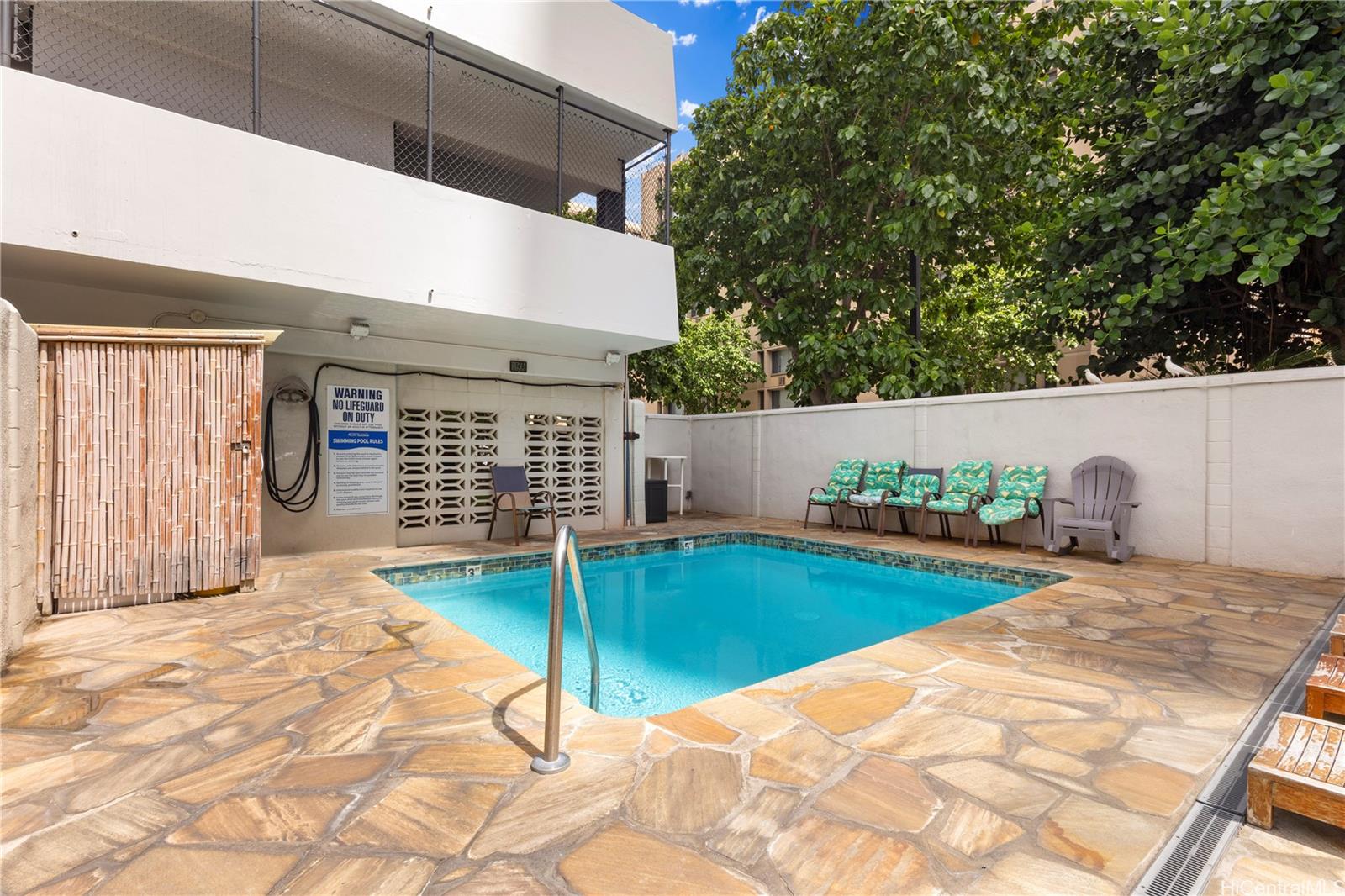 2421 Ala Wai Blvd Honolulu - Rental - photo 21 of 22