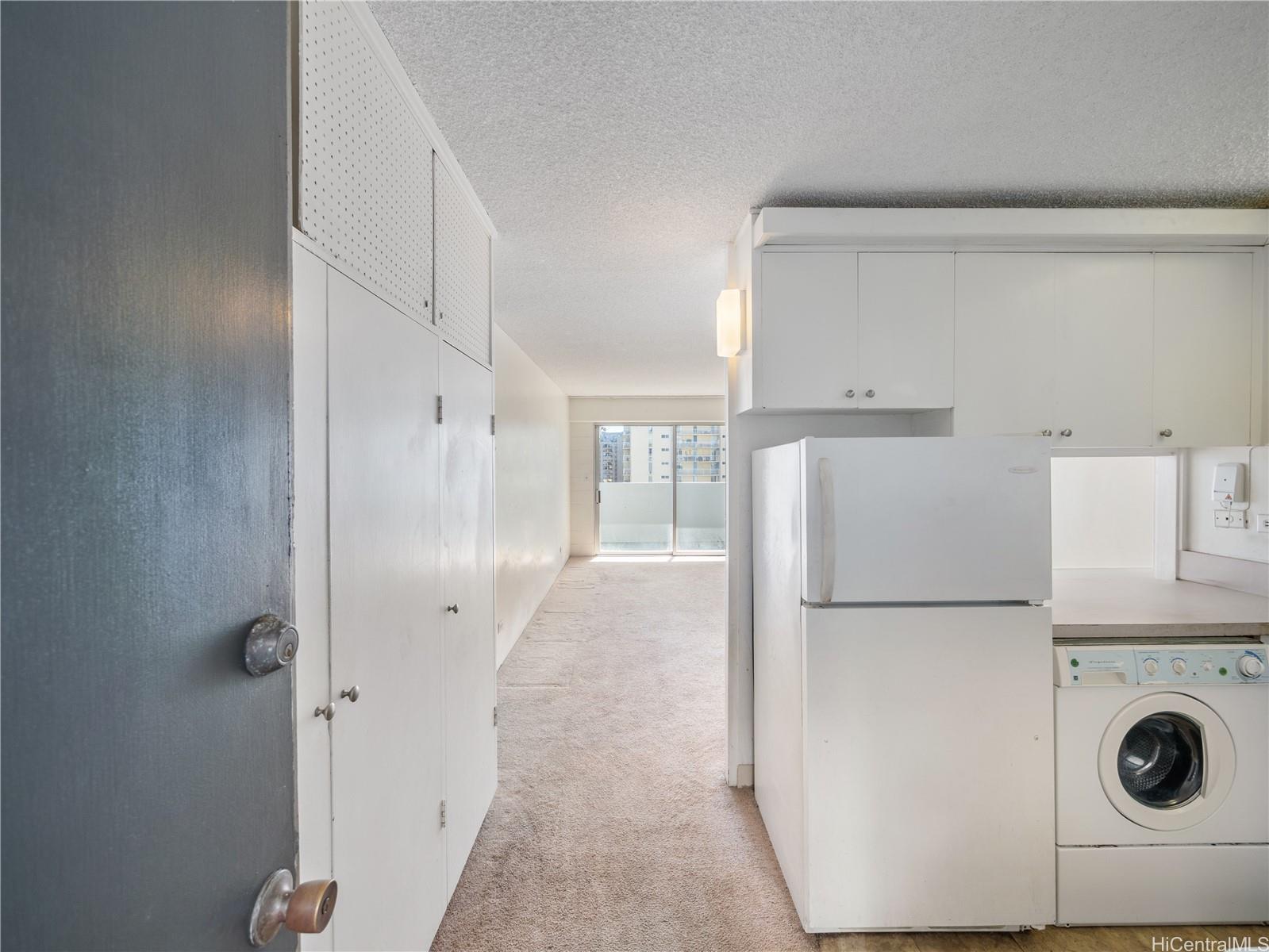 Ala Wai Townhouse condo # 1204, Honolulu, Hawaii - photo 17 of 24