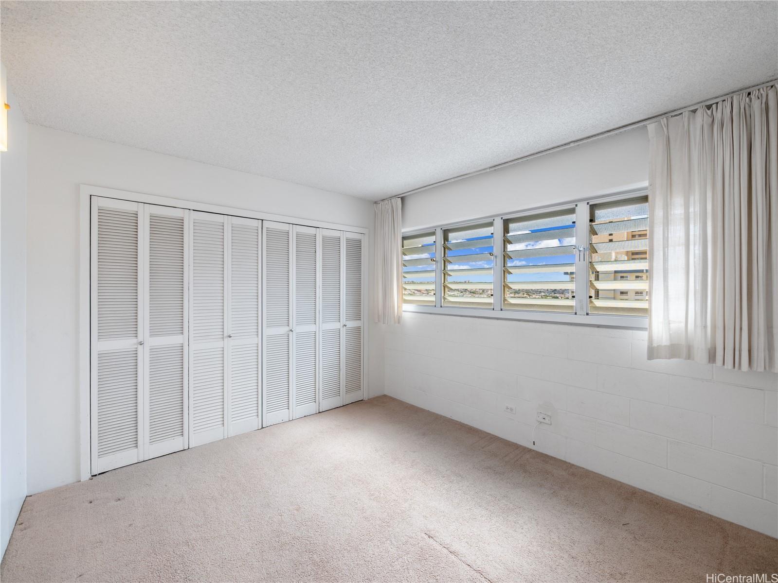 Ala Wai Townhouse condo # 1204, Honolulu, Hawaii - photo 8 of 24