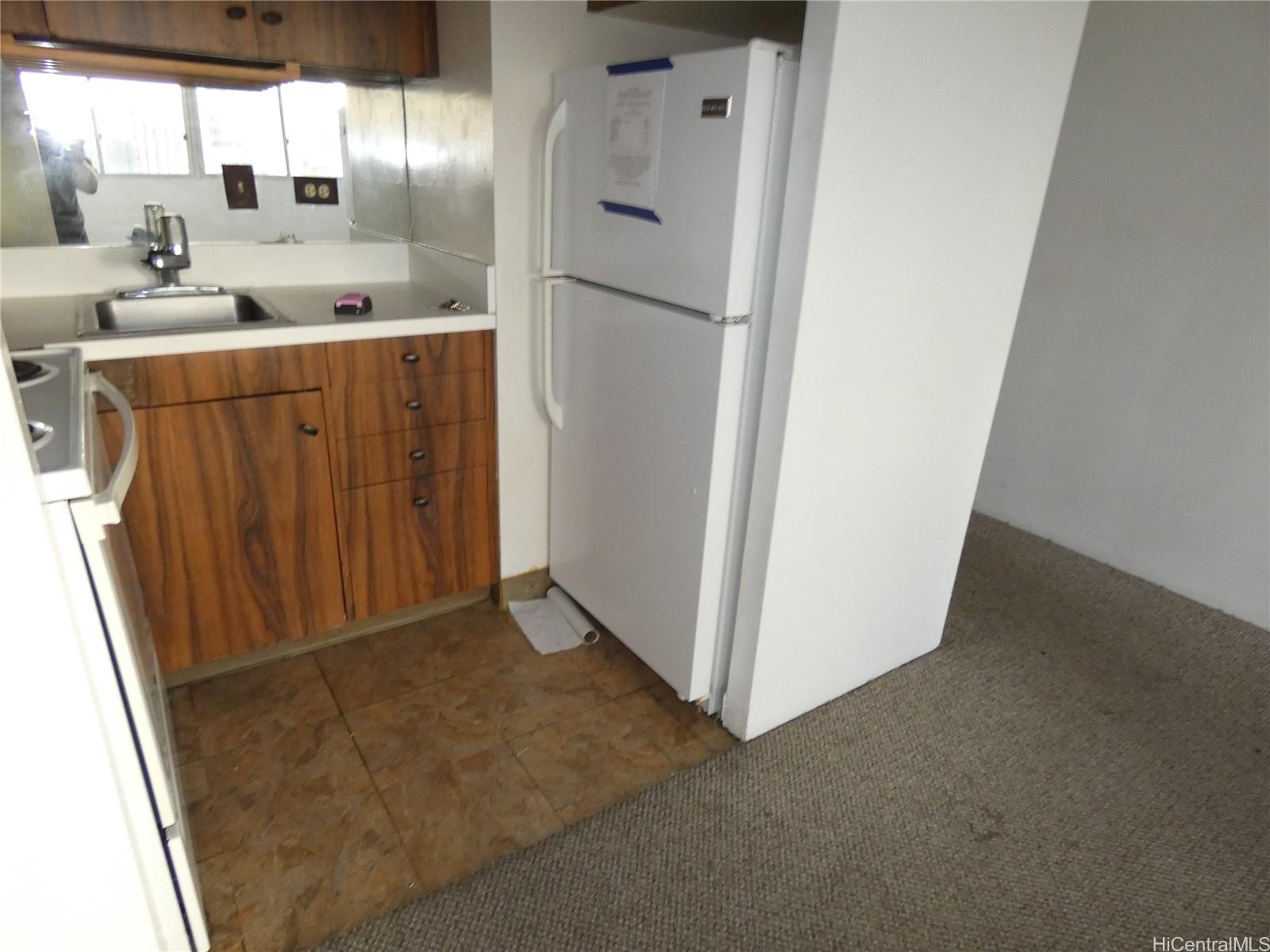 Ala Wai Townhouse condo # 1603, Honolulu, Hawaii - photo 3 of 20