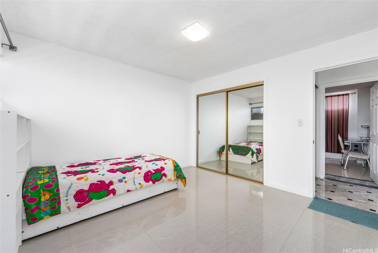 Ala Wai Townhouse condo # PH1, Honolulu, Hawaii - photo 15 of 25