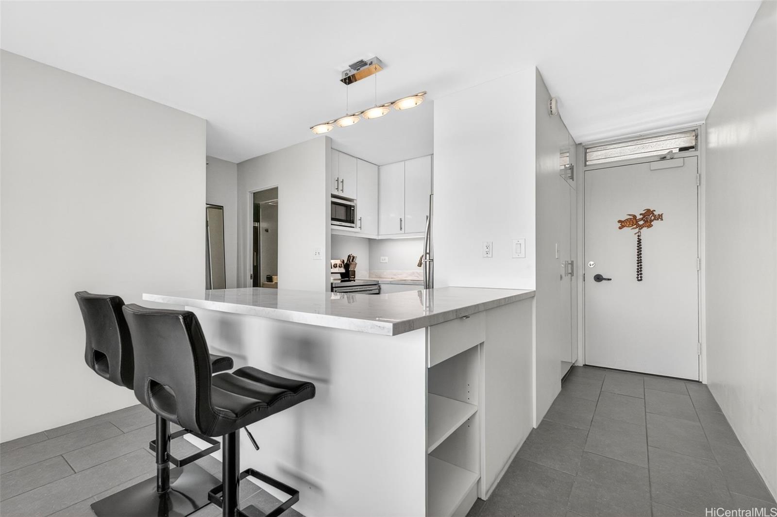 Ala Wai Townhouse condo # PH2, Honolulu, Hawaii - photo 2 of 23