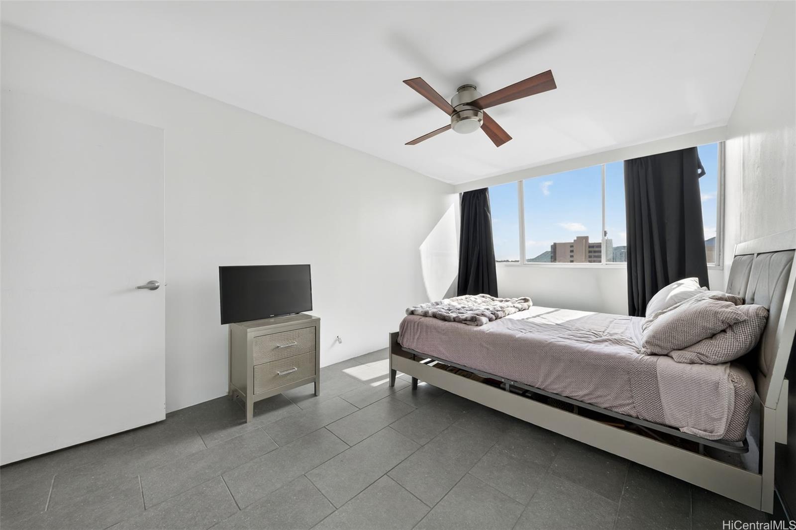 Ala Wai Townhouse condo # PH2, Honolulu, Hawaii - photo 11 of 25