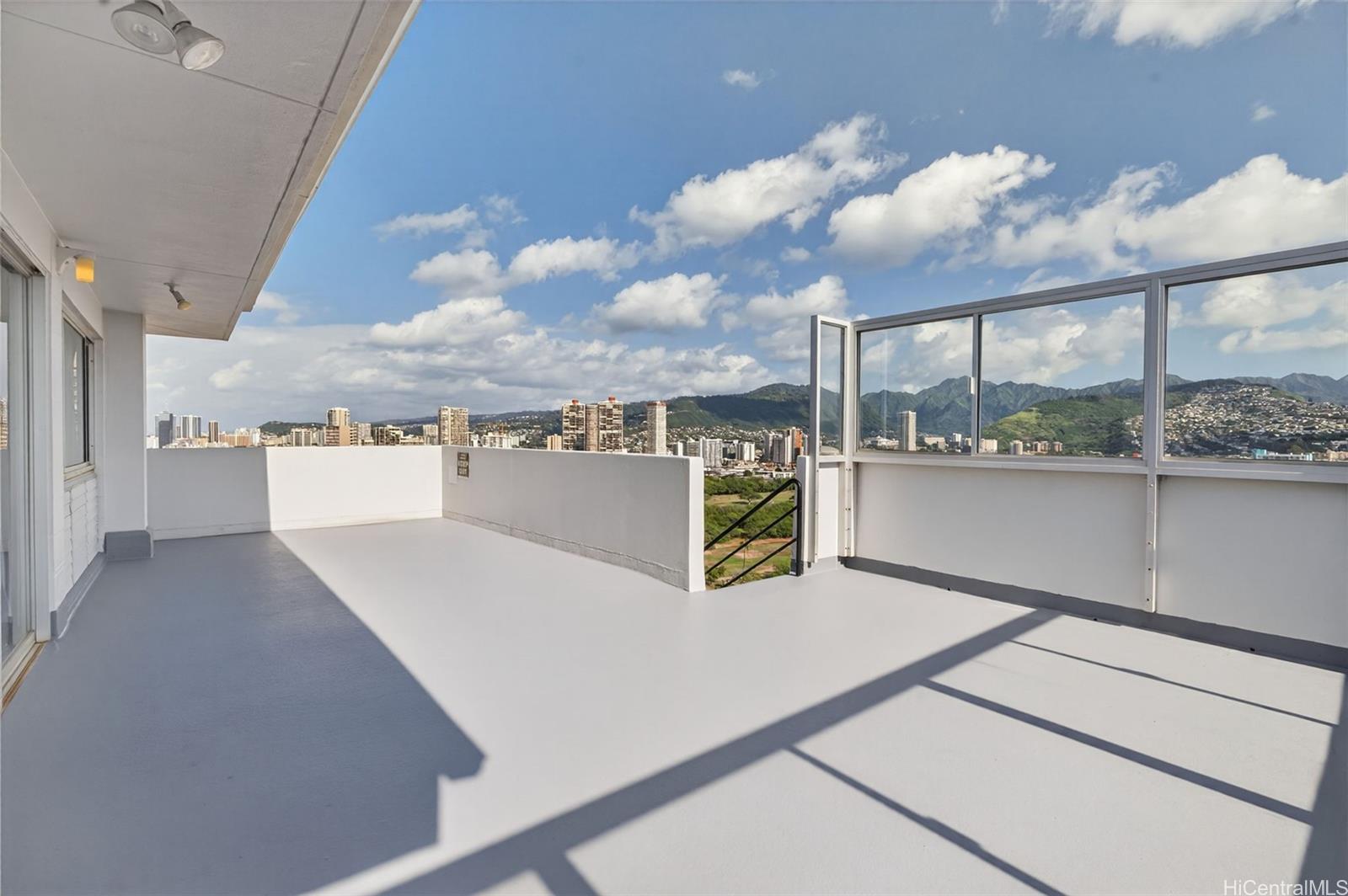 Ala Wai Townhouse condo # PH2, Honolulu, Hawaii - photo 18 of 25