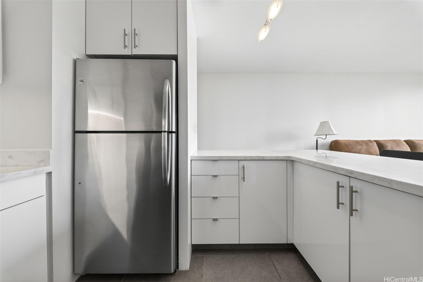 Ala Wai Townhouse condo # PH2, Honolulu, Hawaii - photo 7 of 25