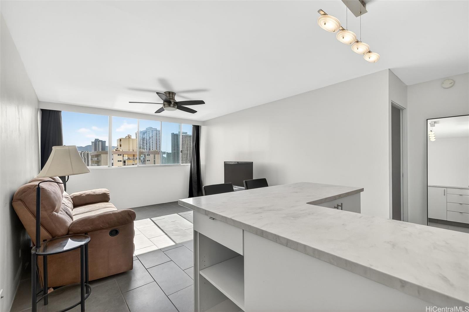 Ala Wai Townhouse condo # PH2, Honolulu, Hawaii - photo 8 of 23