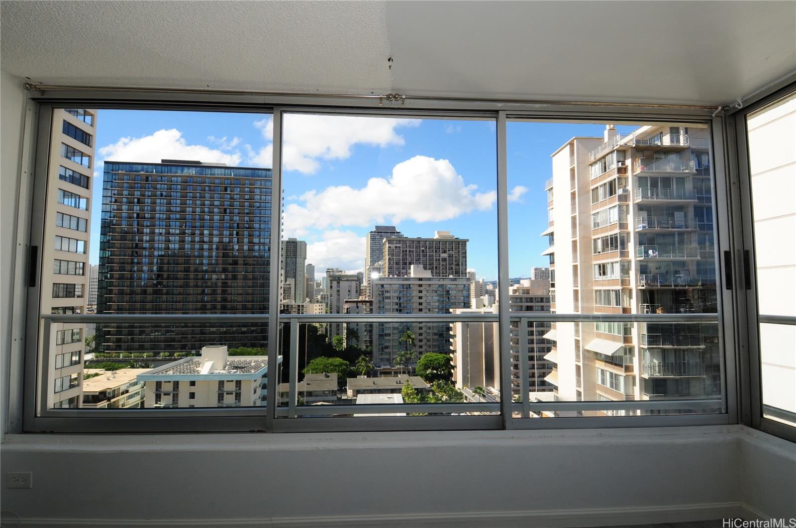 Waikiki Townhouse condo # 1402, Honolulu, Hawaii - photo 5 of 19