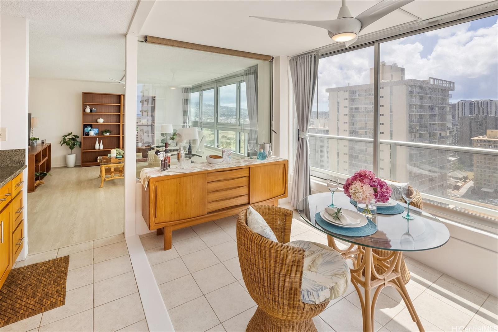 Waikiki Townhouse condo # 1804, Honolulu, Hawaii - photo 9 of 19