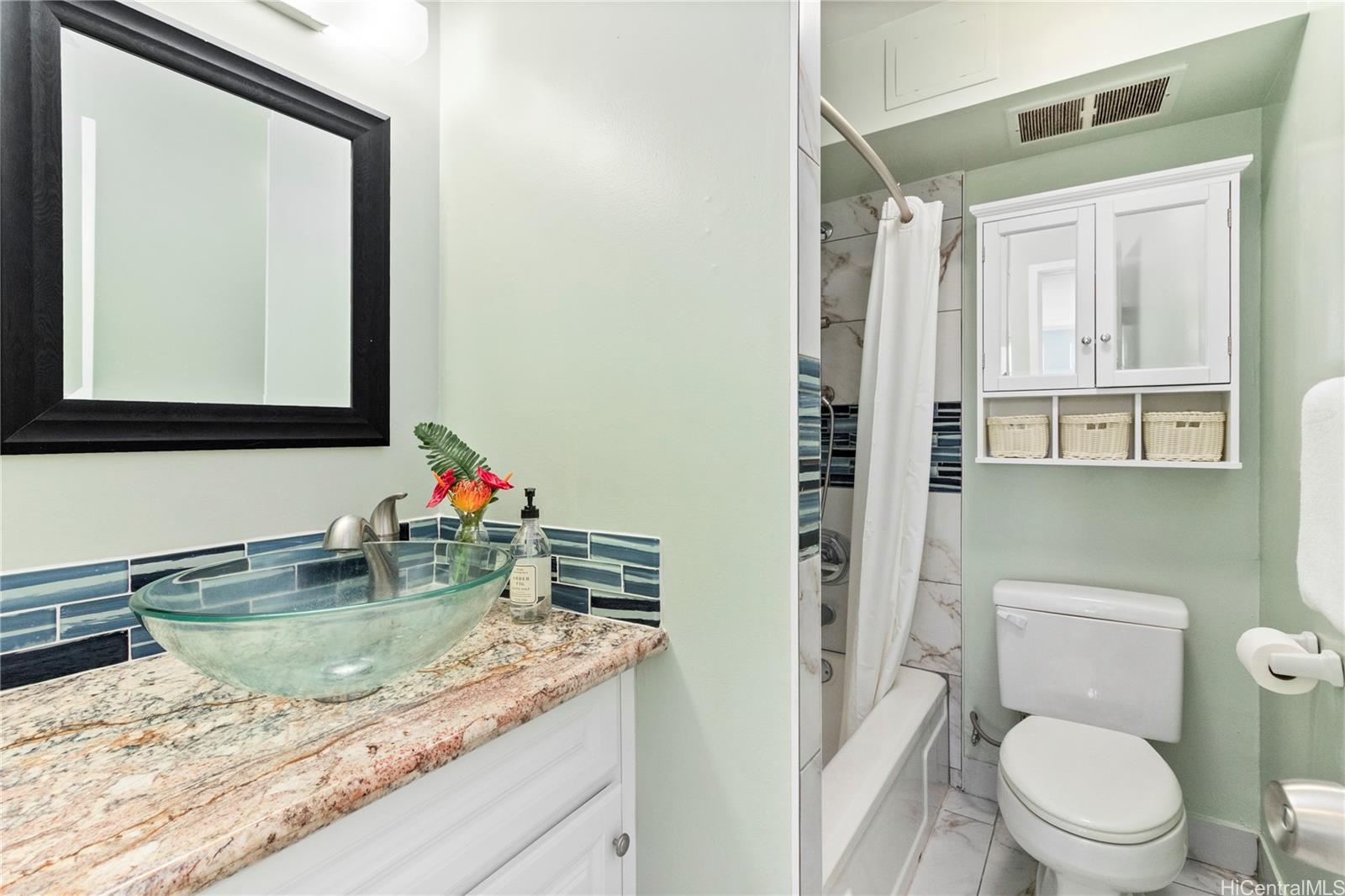 Waikiki Townhouse condo # 1902, Honolulu, Hawaii - photo 13 of 20