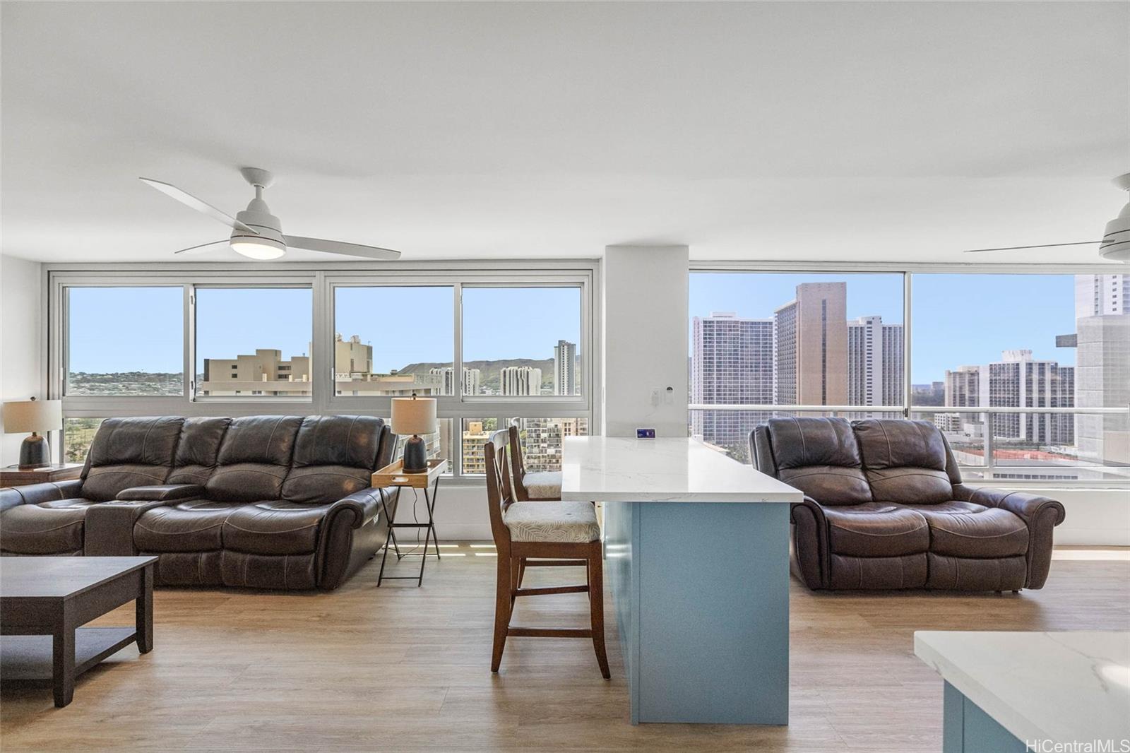 Waikiki Townhouse condo # 2204, Honolulu, Hawaii - photo 5 of 22