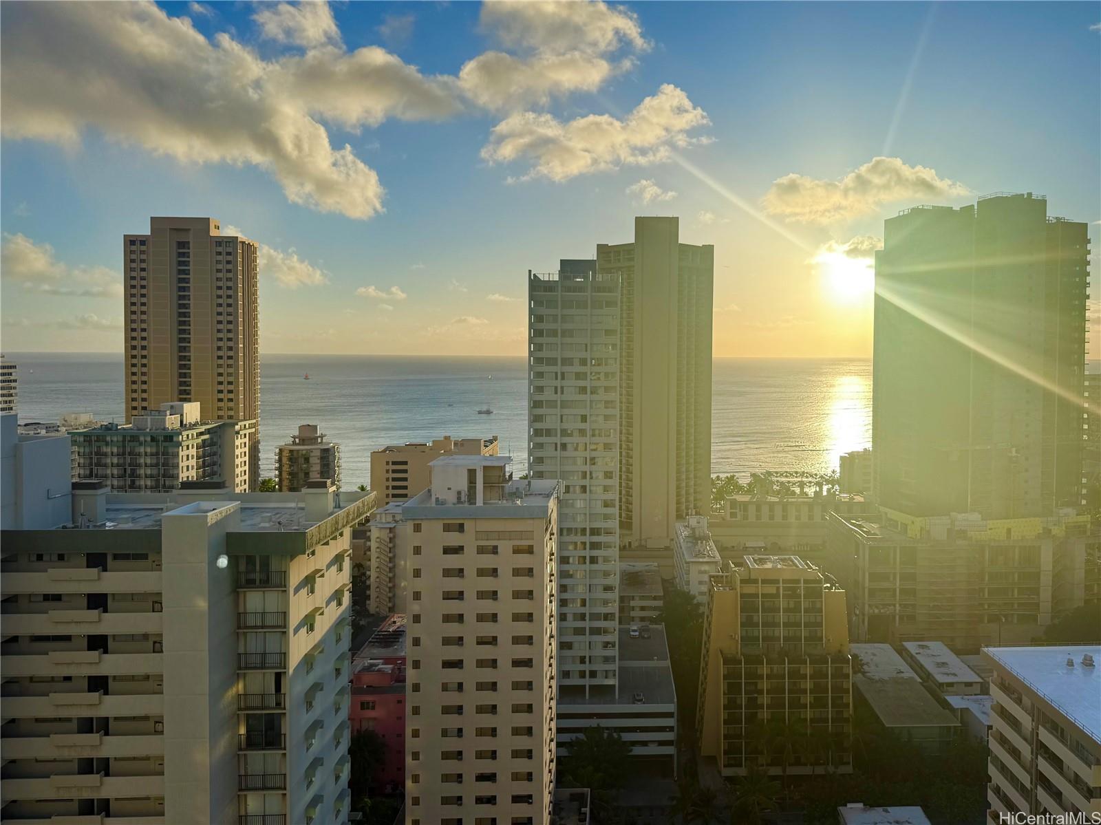 Waikiki Townhouse condo # 2204, Honolulu, Hawaii - photo 12 of 23