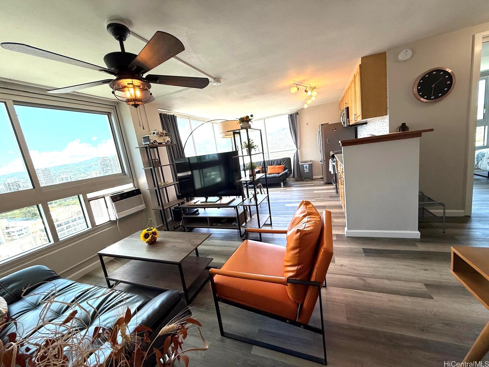 Waikiki Townhouse condo # 2302, Honolulu, Hawaii - photo 3 of 14