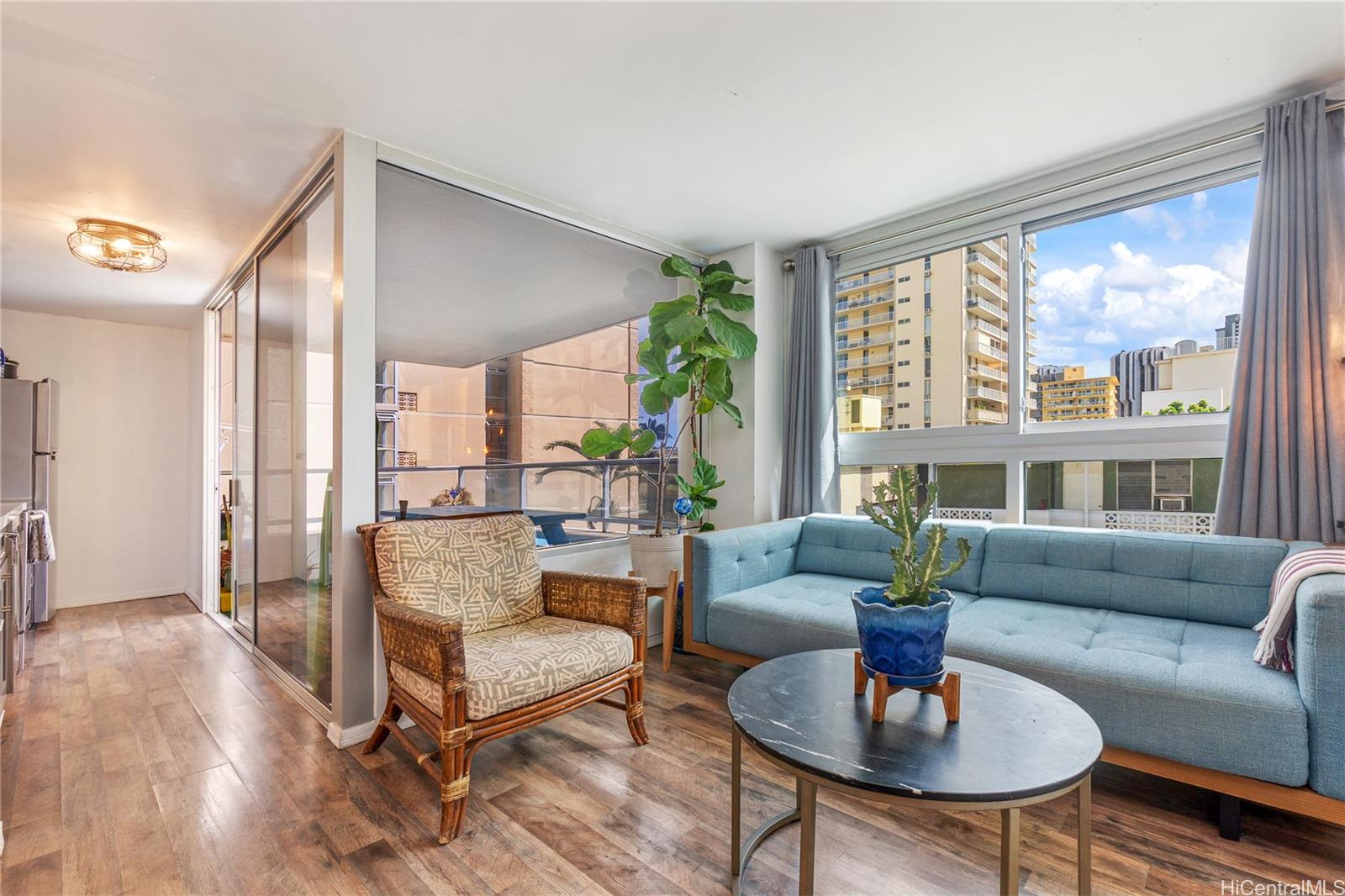 Waikiki Townhouse condo # 401, Honolulu, Hawaii - photo 2 of 17